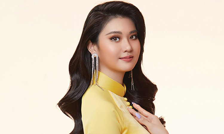 Chị Lạc Thảo Vy – Giám đốc chi nhánh OI Clinic, Công ty TNHH Sản xuất – Thương mại và Hóa chất Phương Đông: “Hãy cho thế hệ trẻ một cơ hội”