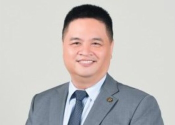 Phó Tổng Giám đốc HOSE thôi nhiệm để đi du học có thời hạn